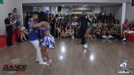 Dança_044.gif