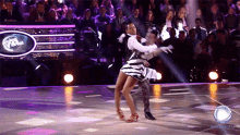 Dança_080.gif
