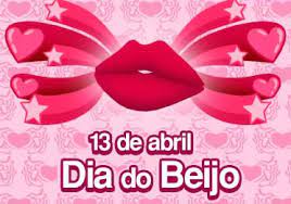 Savelly_Feliz_Dia_do_Beijo_004.gif